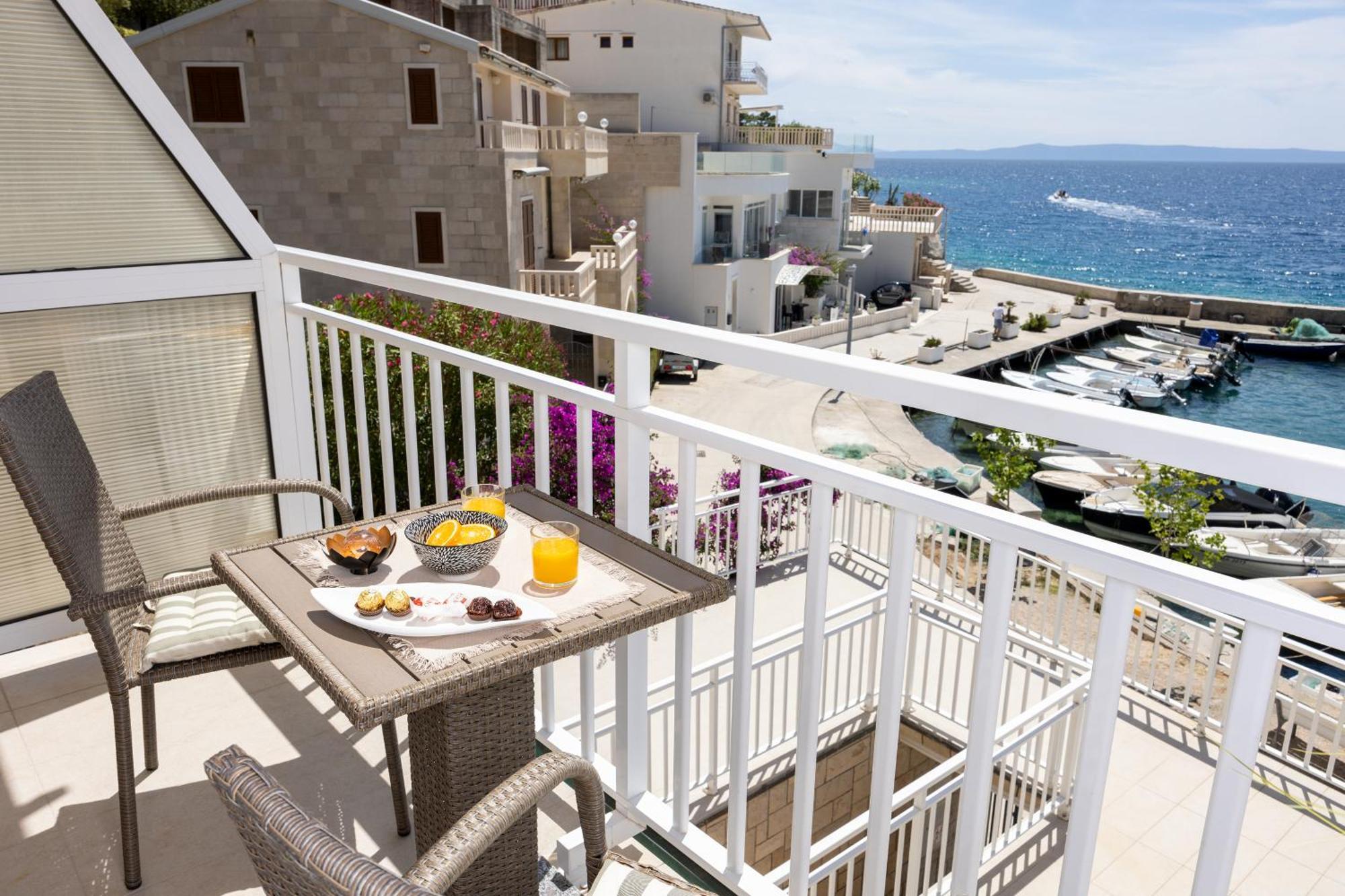 Apartments Stomarica Brela Exterior photo